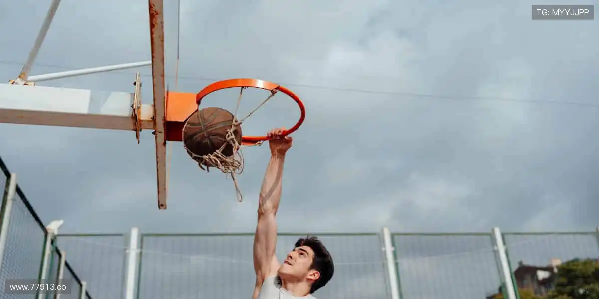 📺 实时解说,带你沉浸式感受赛场心跳!